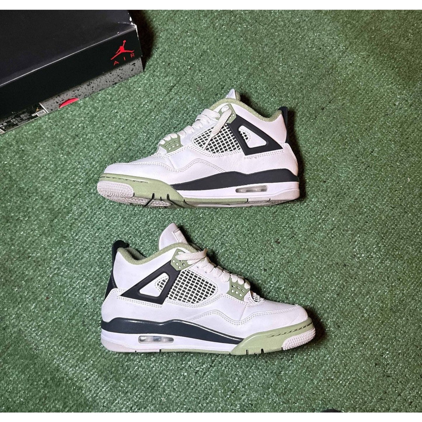 Jordan 4 Retro ‘Sea Foam’