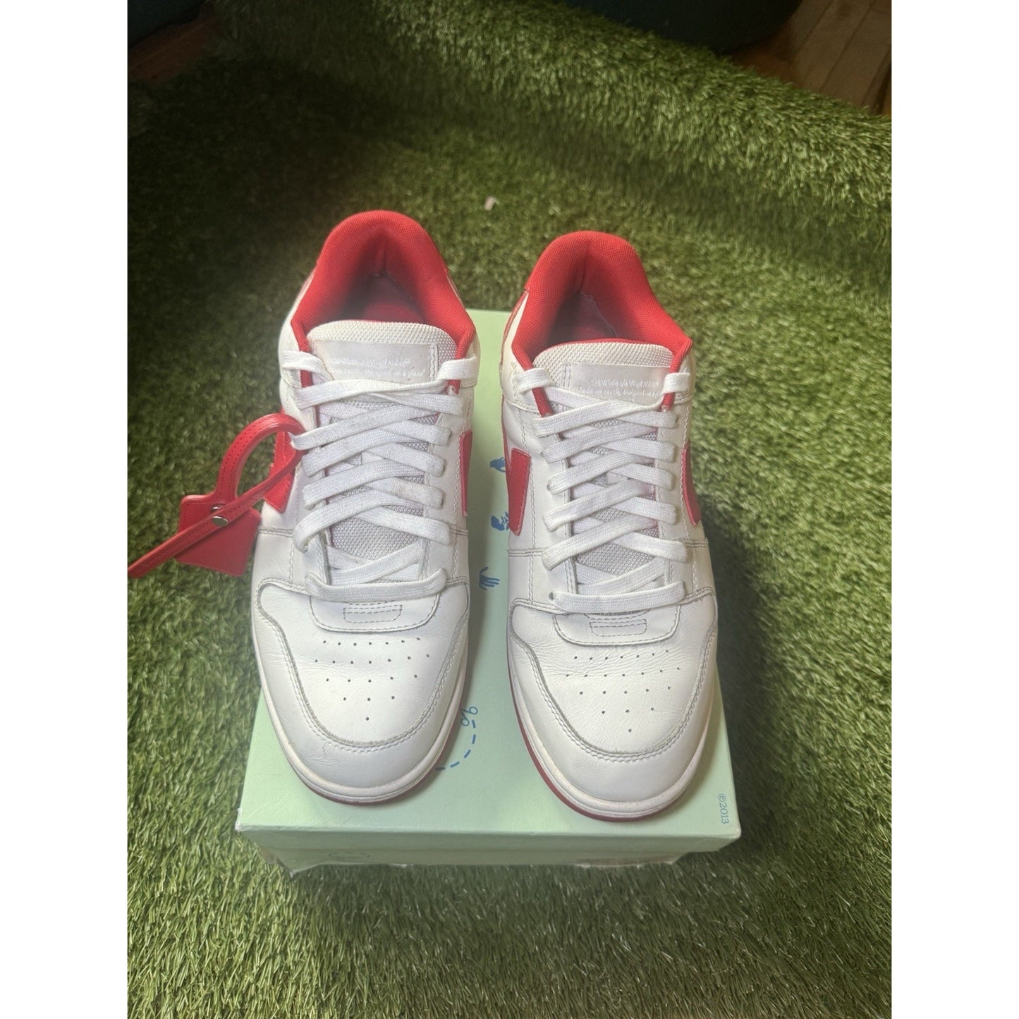 Off-White Out of Office Low White Red Size 42 EU / 9 U.S. Men's Sneakers