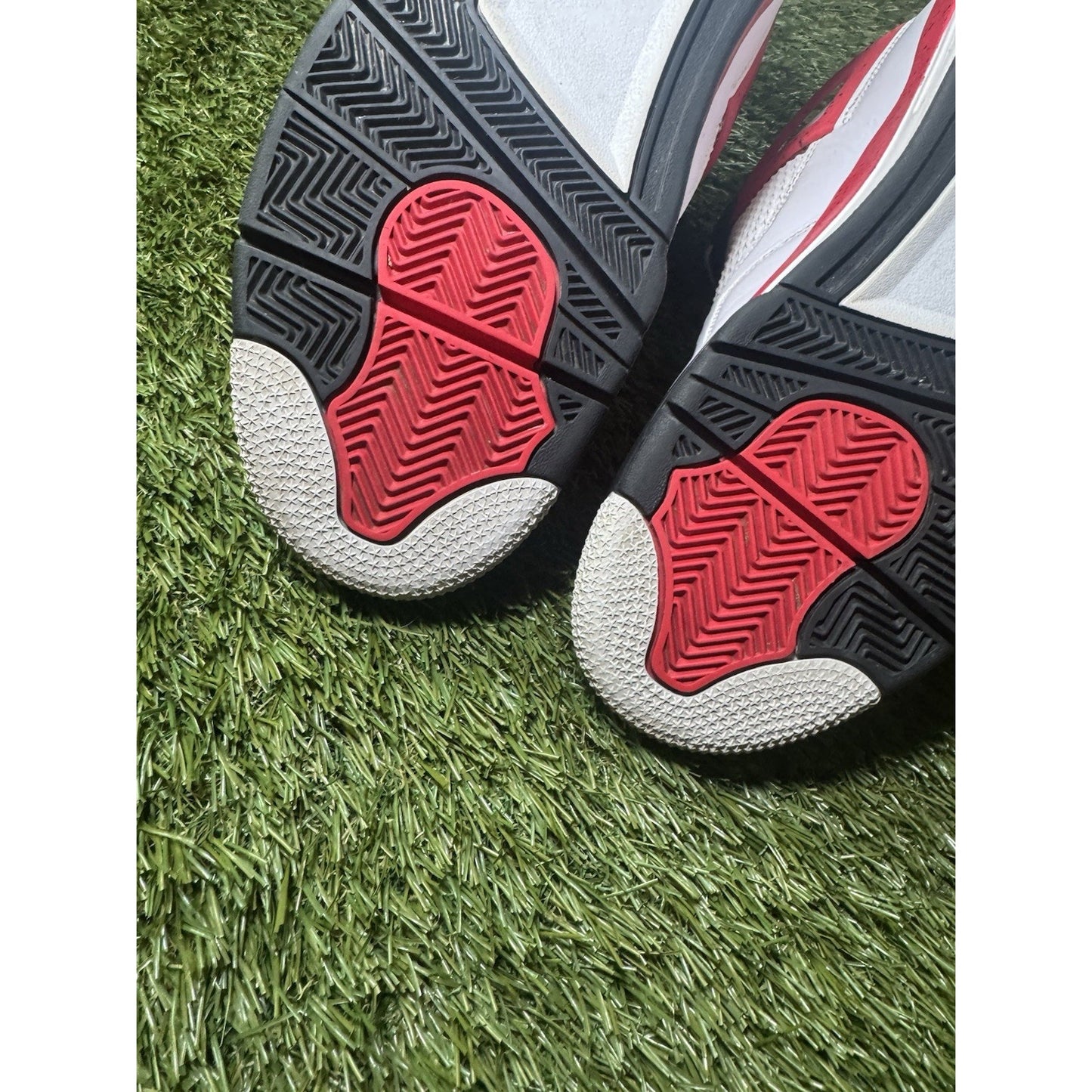Jordan 4 Retro Mid Red Cement Size 10.5 Men