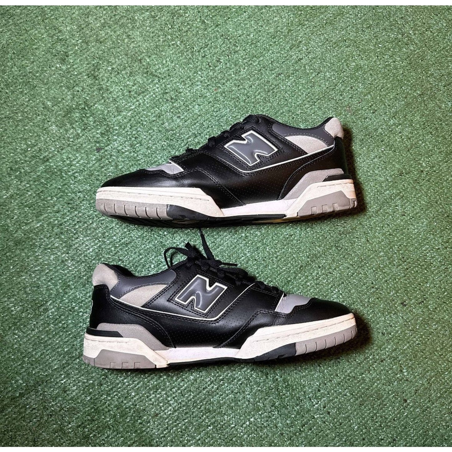 New Balance 550 ‘Grey Black’