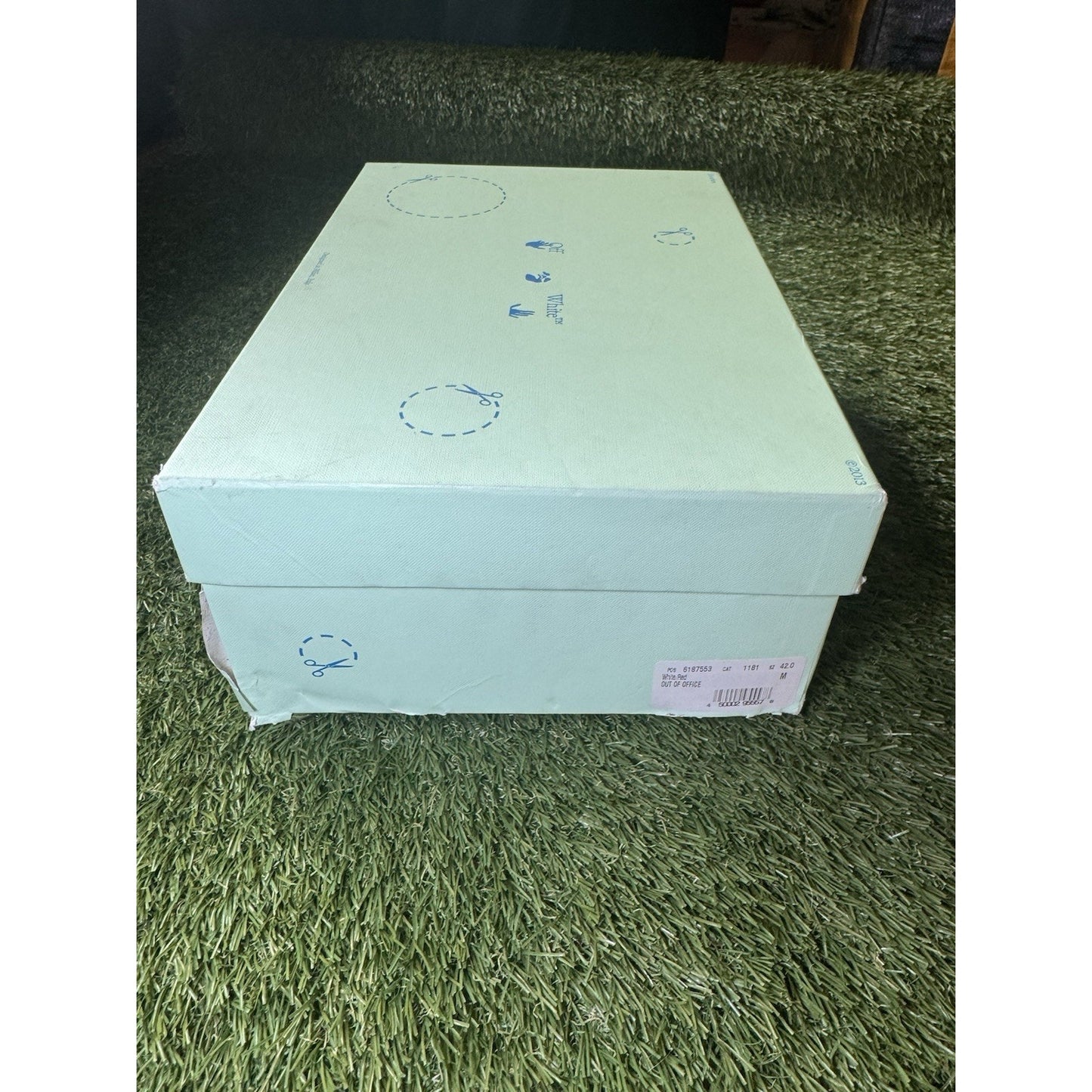 Off-White Out of Office Low White Red Size 42 EU / 9 U.S. Men's Sneakers