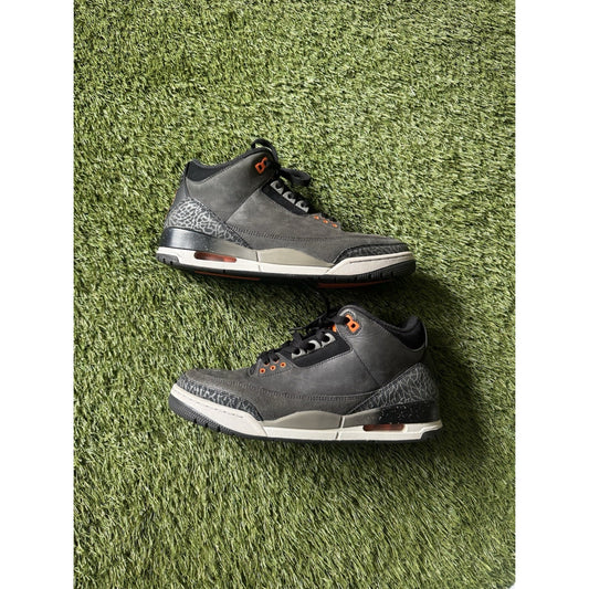 Jordan 3 Retro 2023 Mid Fear Size 10.5 Men’s