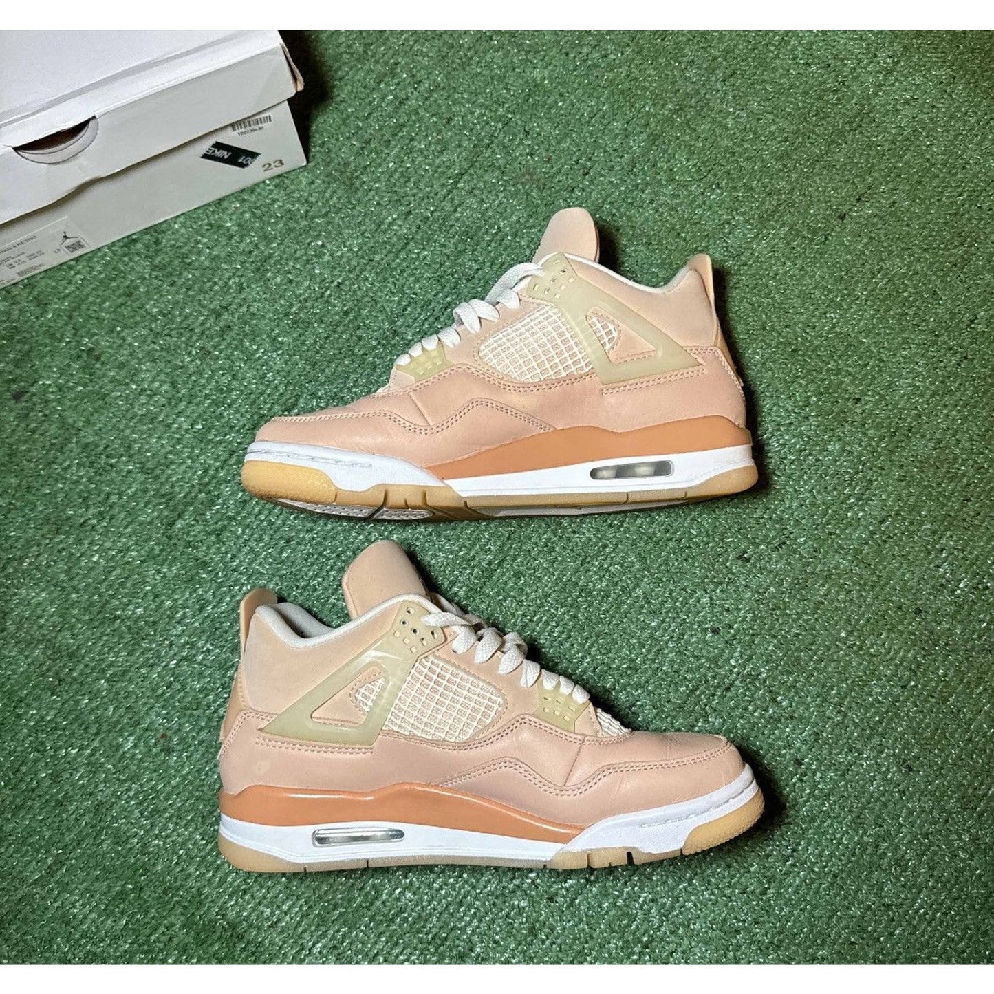 Jordan 4 Retro ‘Shimmer’